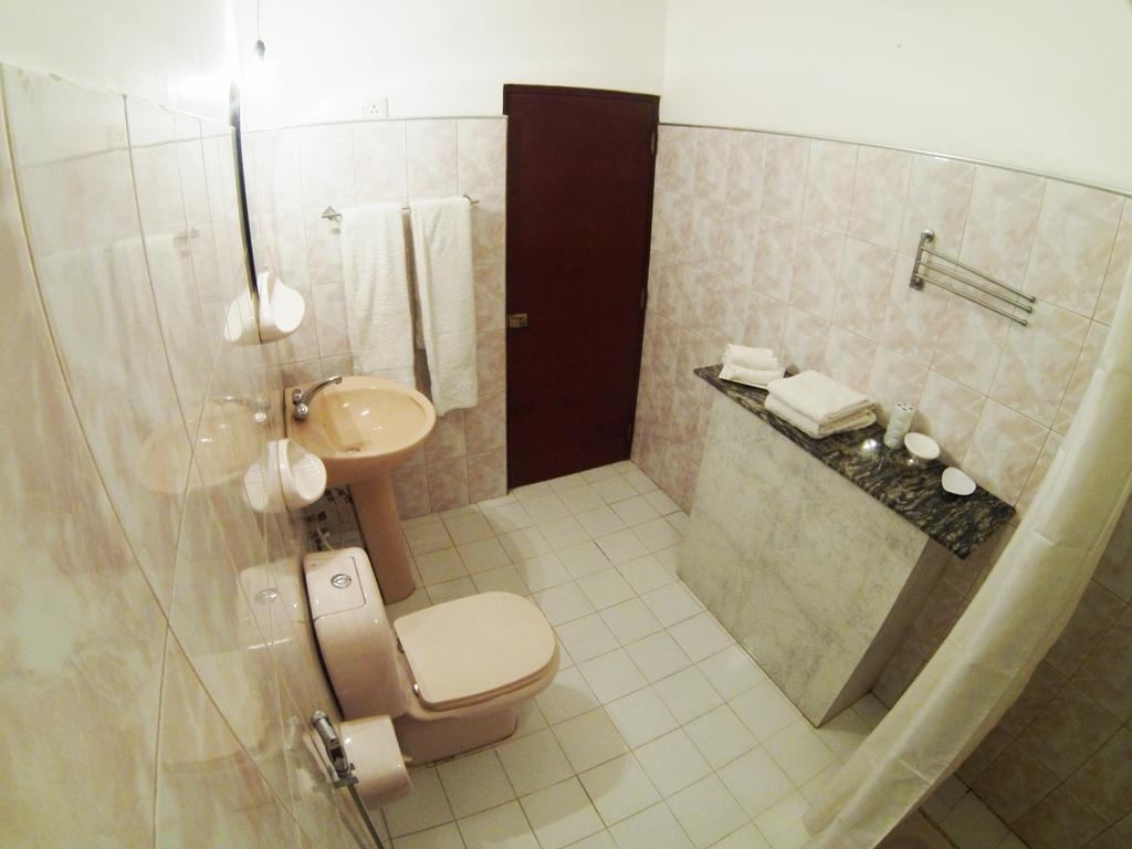 Marina Resort Mirissa Eksteriør billede
